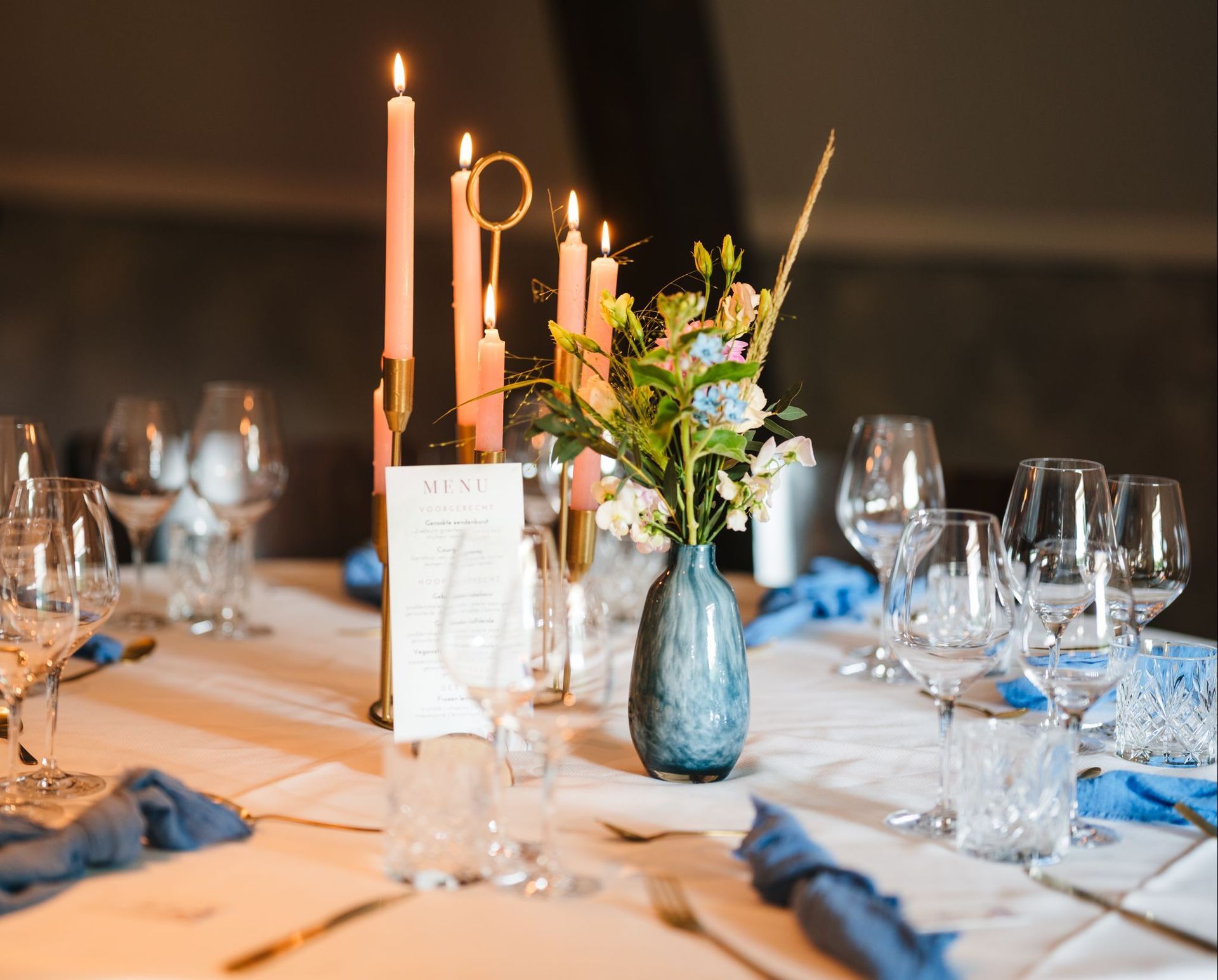 Servetten bruiloft, bluewedding, bruiloftstyling, bruiloft aankleding, styling bruiloft,  diner aankleding