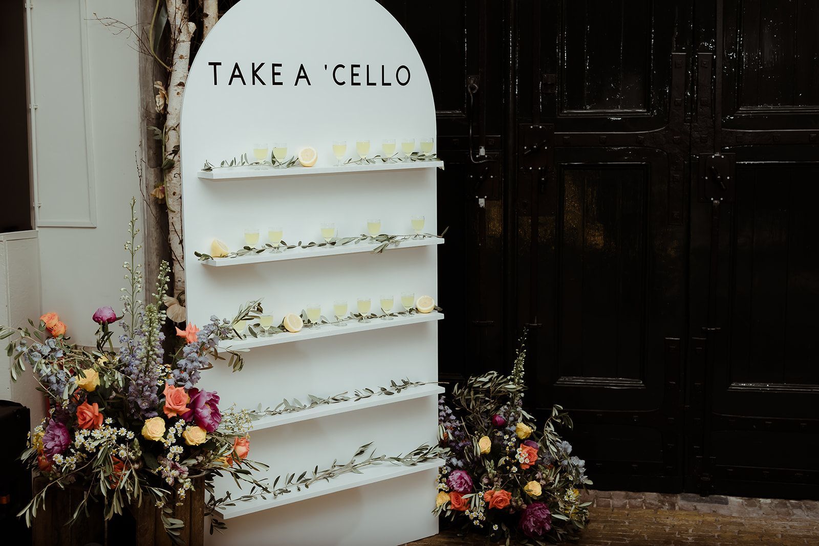 Champagne wall, shots Wall, Limocello wall, Italiaanse bruiloft