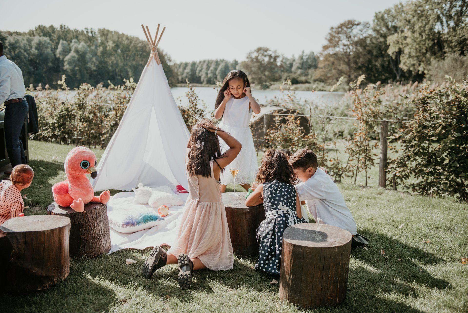 speeltent, kinderen op onze bruiloft, tipi tent