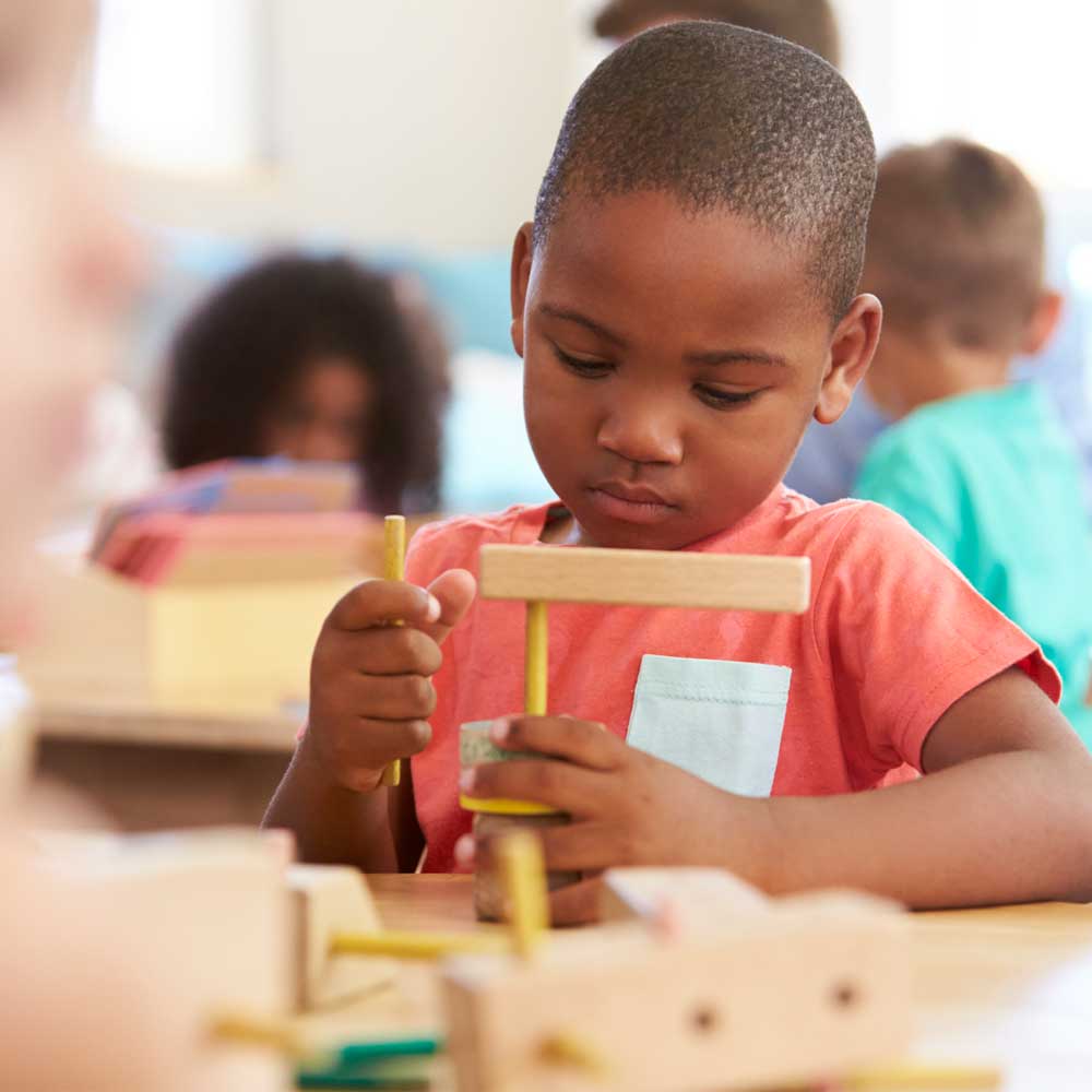 Kids doing artworks — Fairfax, VA — HEAVEN'S BEST MONTESSORI LLC