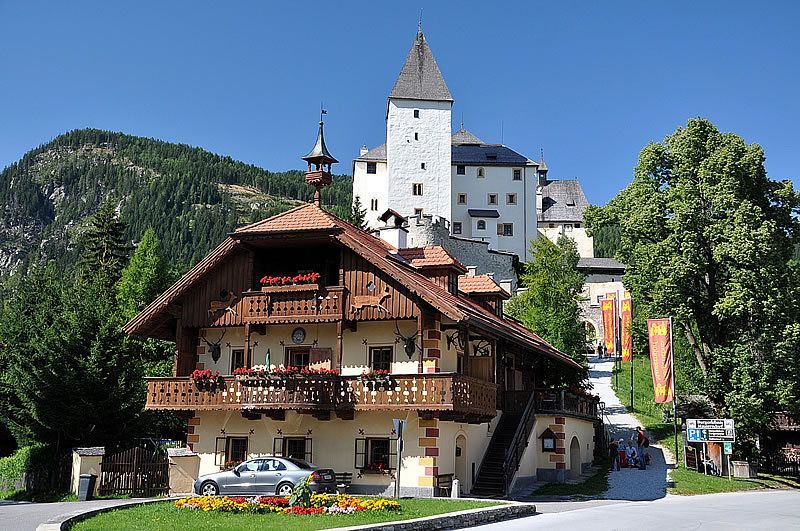 Blick auf das Appartmenthaus Claudia in Mauterndorf