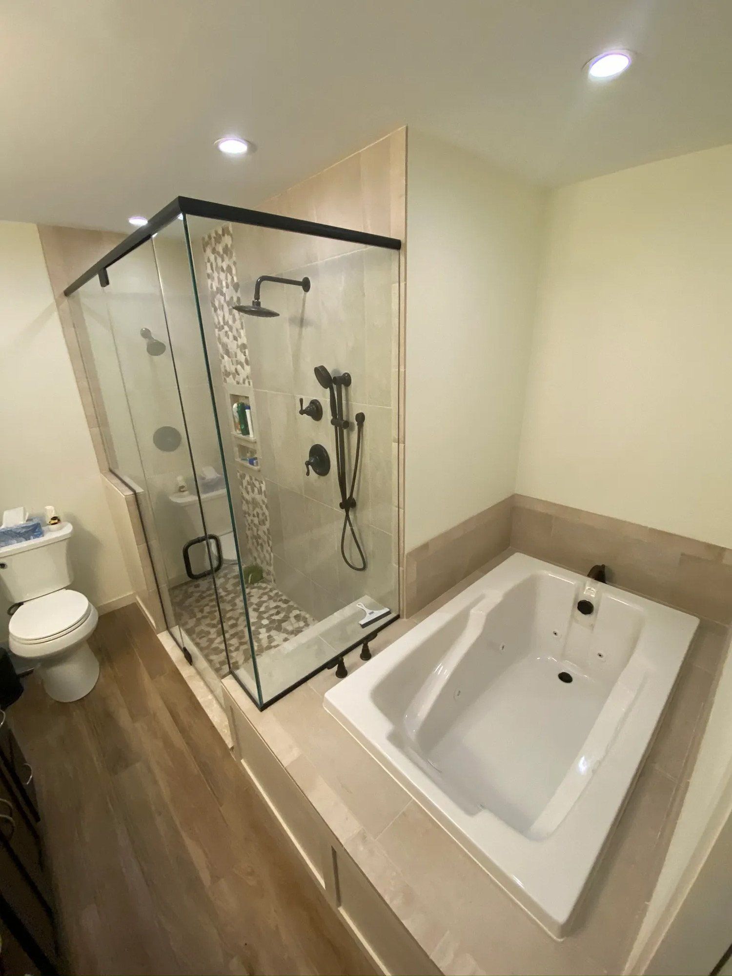 Shower and Bath Tub — Allentown, PA — Premier CCM, INC