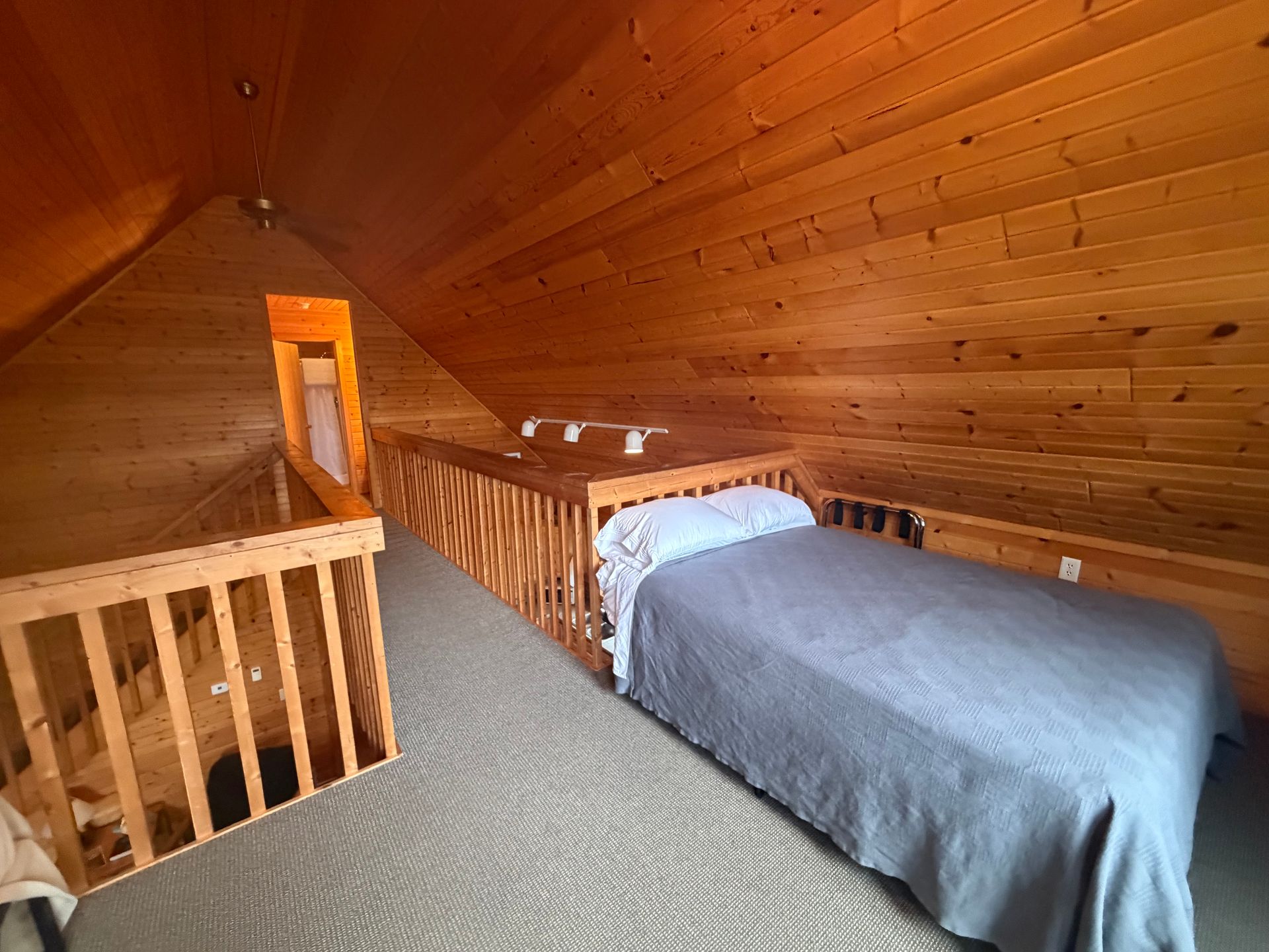Inspiration Hills Large Cabin Bedroom