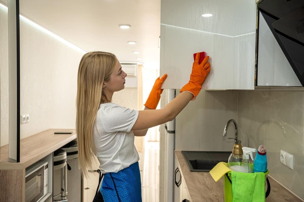 Move-In/Move-Out Deep Cleaning near me