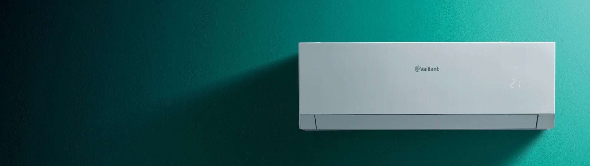 Un'elegante unità di condizionatore dell'aria a parete, di colore grigio chiaro Mattei Vaillant Service Roma