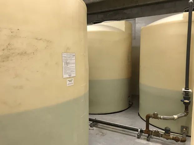 Row of Large Tanks — Jacksonville, FL — Paul Murray Oil Inc