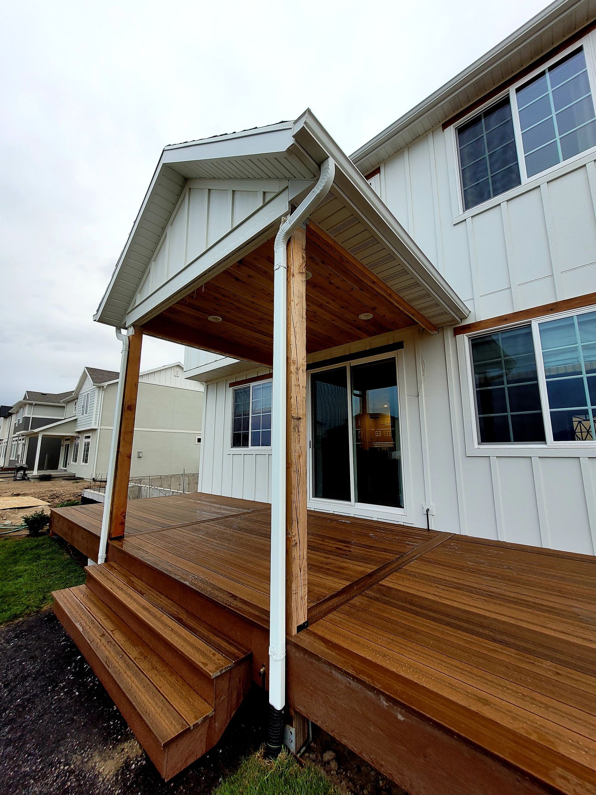 Composite Decking vs. Wood Decking Which is Better for Your Utah Home?