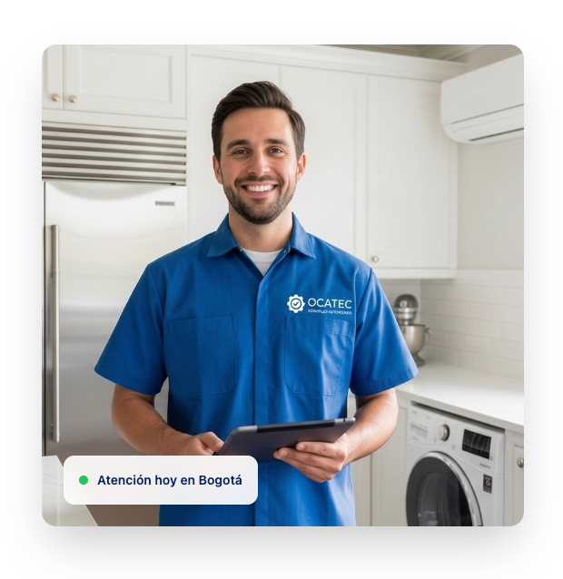 Técnico de servicio con uniforme azul sosteniendo una tableta en una luminosa lavandería, con el texto: 