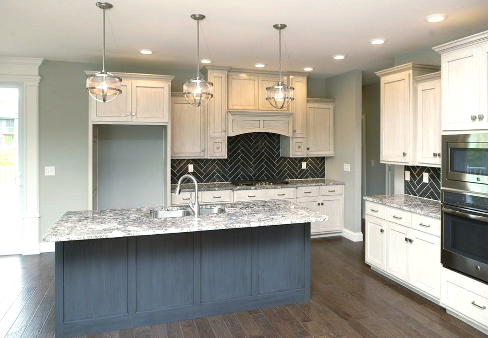 Remodel Your Kitchen Into Something Beautiful With Watts Construction in Lake Ozark, MO