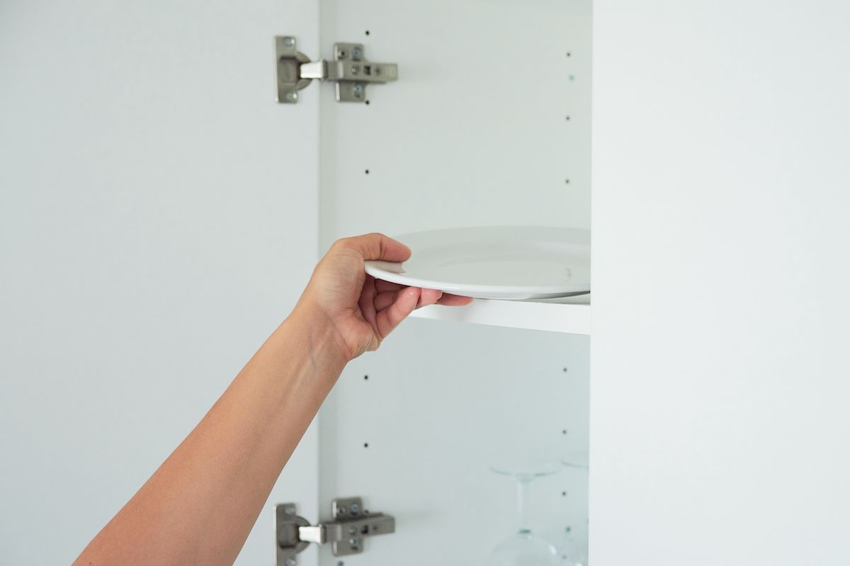 With Watts Construction’s Careful Design, It Will Be Easy to Organize Your Mid-MO Kitchen Cabinets.