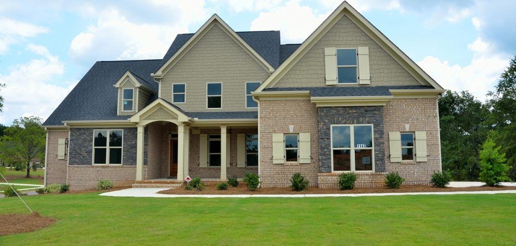 A Large Custom Home in Mid-Missouri From Contractor Watts Construction