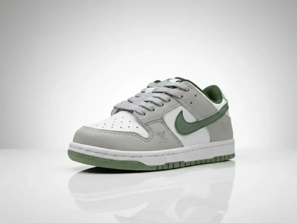 Louis Vuitton Nike GG