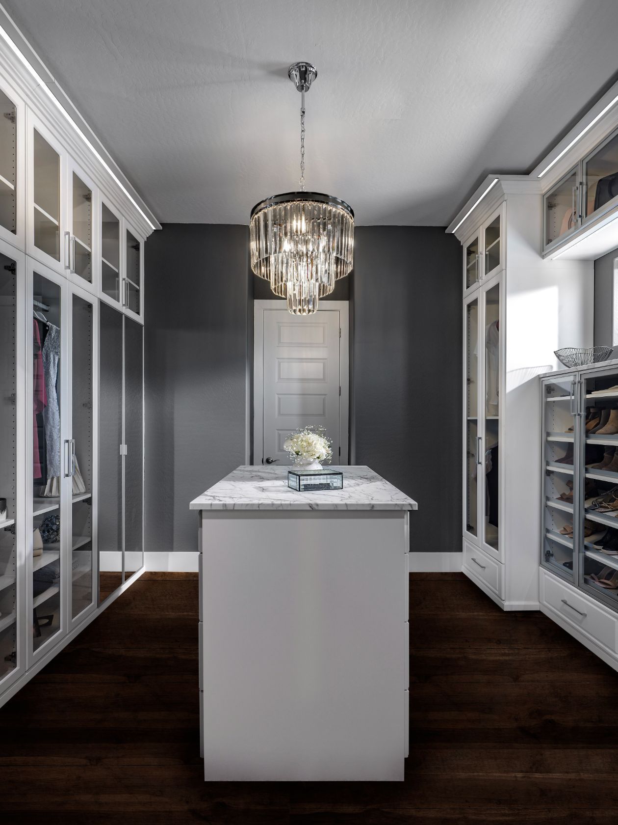 Walk in Closet Systems
