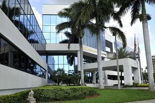 Glass Enclosure — The Wackenhut Corporation in Palm Beach, FL