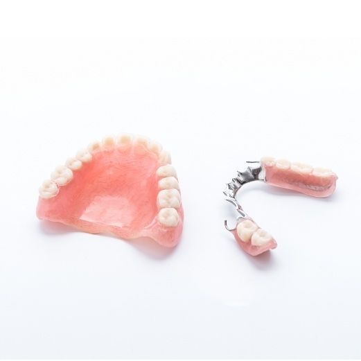 What Are Dentures?