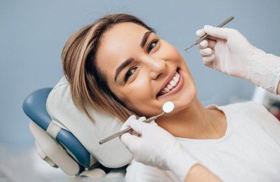 How Dental Implants Can Save You Money