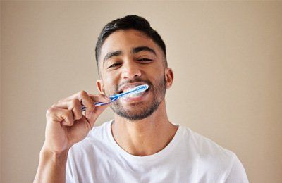 Maintain Good Oral Hygiene At Home