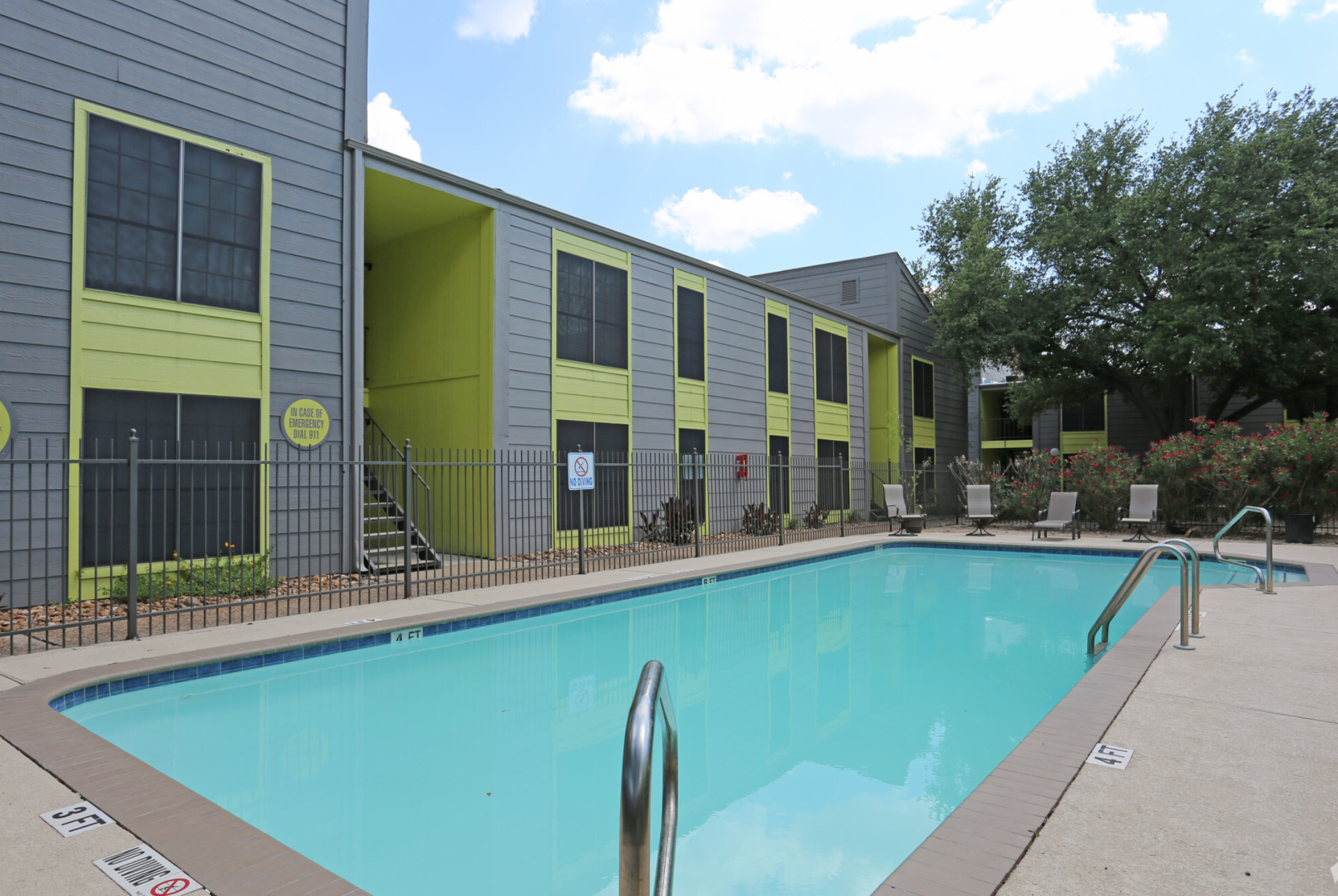 country place apartments pool