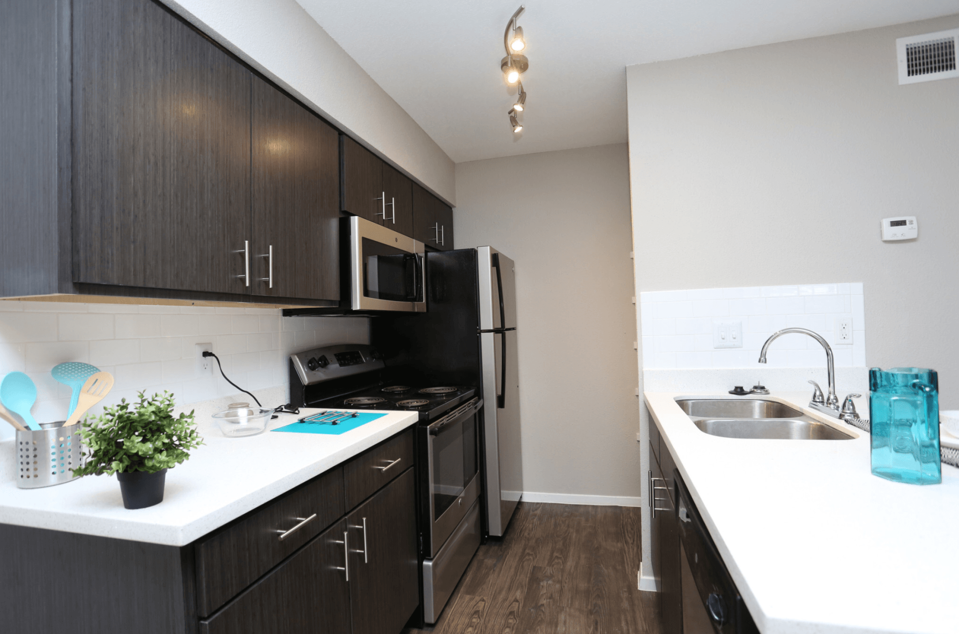 country place apartments kitchen