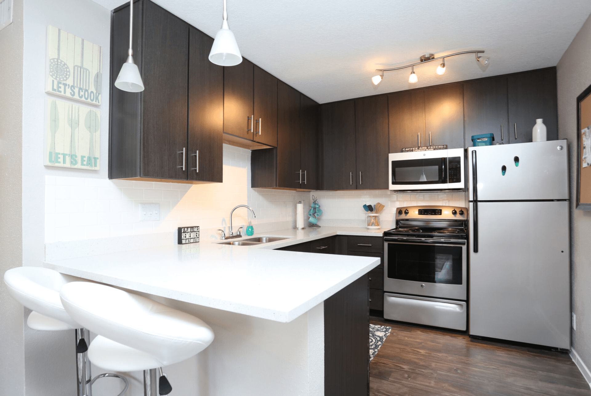 country place apartments kitchen