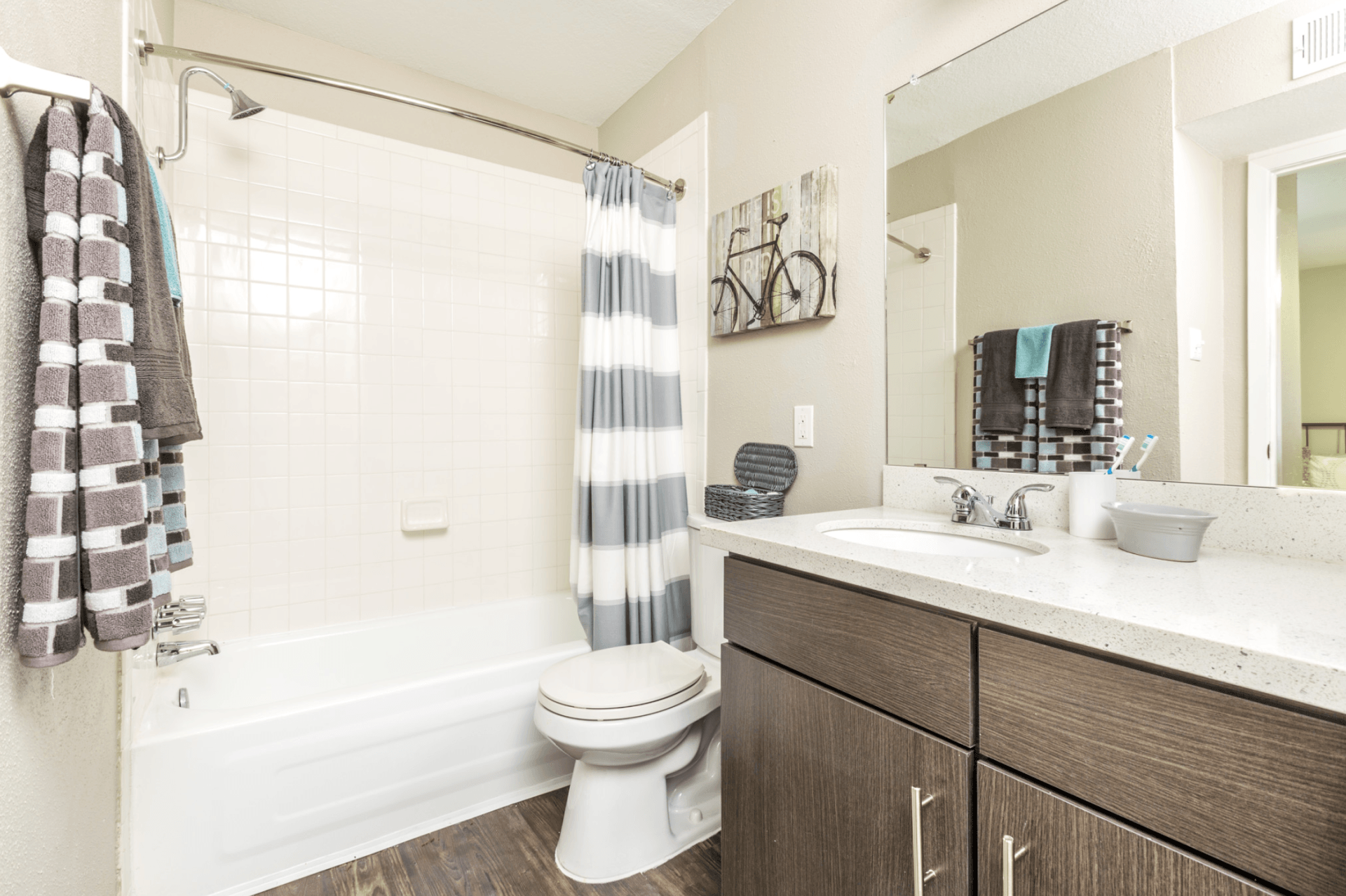 country place apartments bathroom