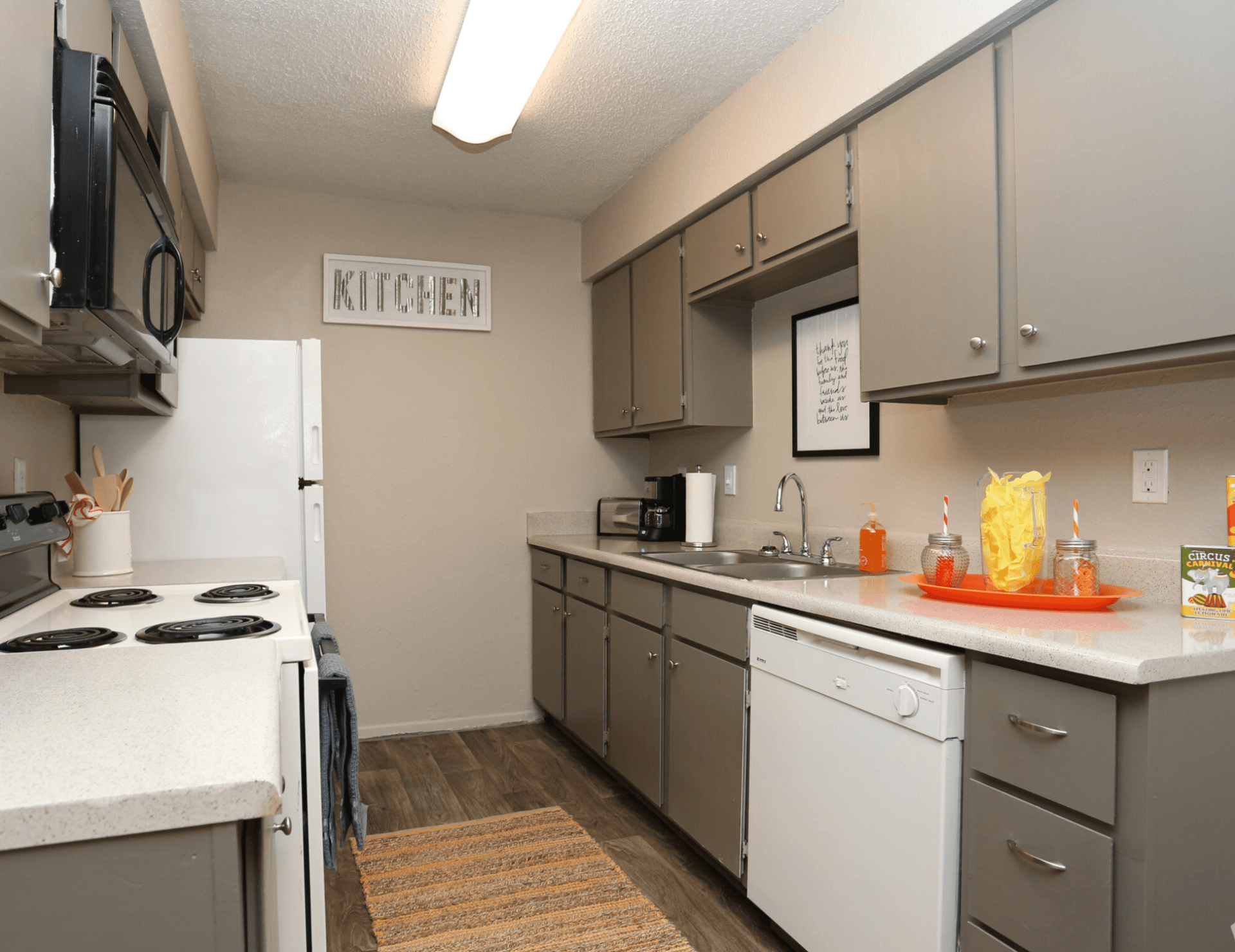31 thirty apartments kitchen