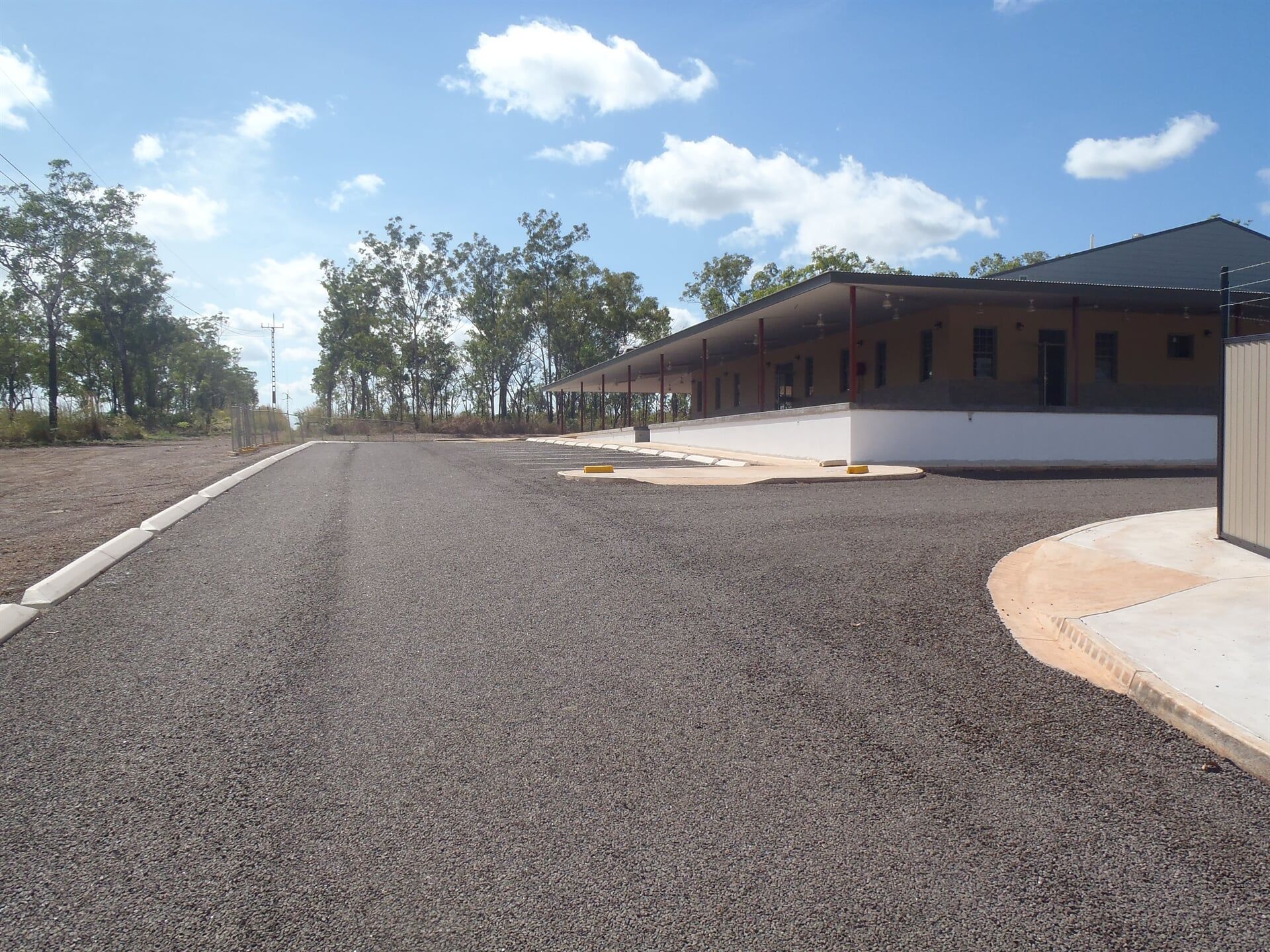 Berry Springs Tavern Carpark — Lavercombe Quarries In Virginia, NT