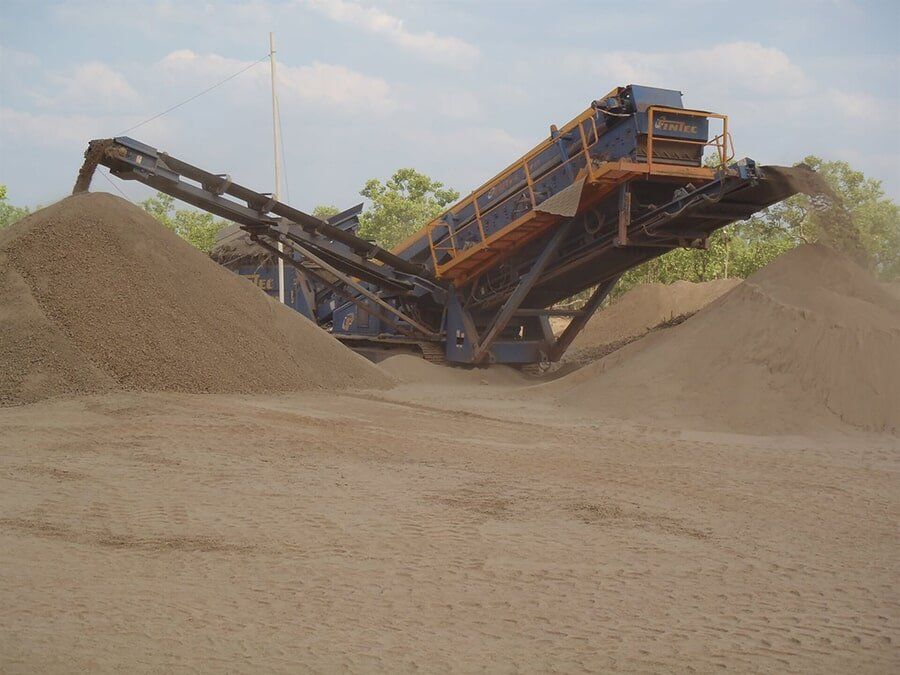 Equipment Filtering Sand — Lavercombe Quarries In Virginia, NT