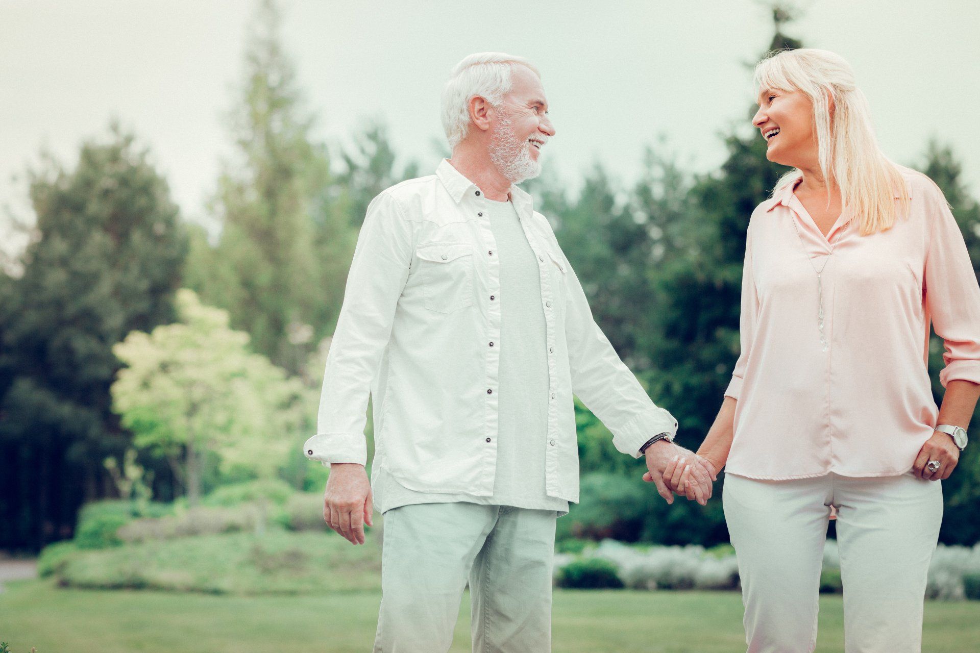 Testimonials satisfied customers old couple holding hands walking