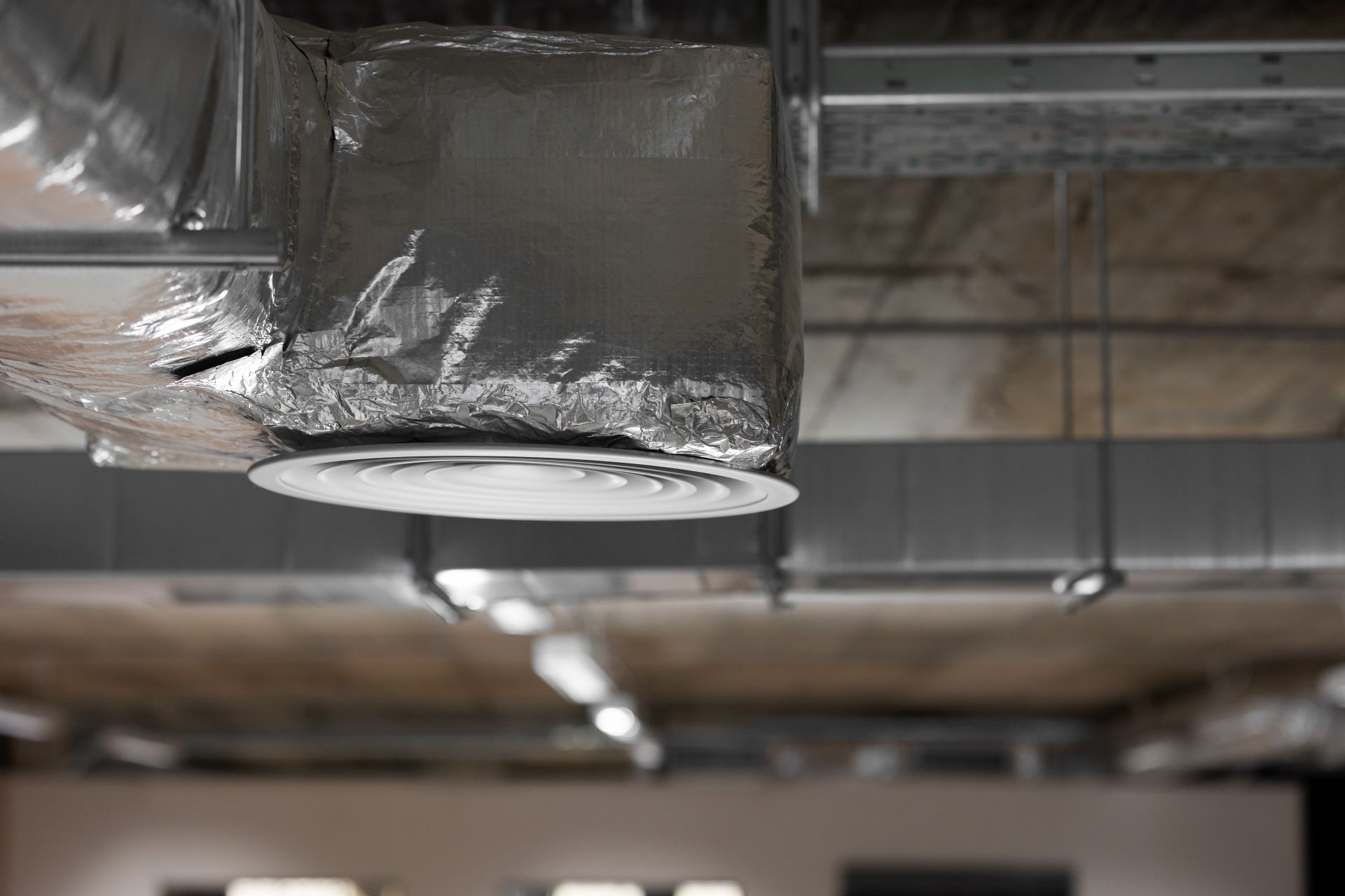 need-to-know-about-leaky-ducts-and-hvac-performance