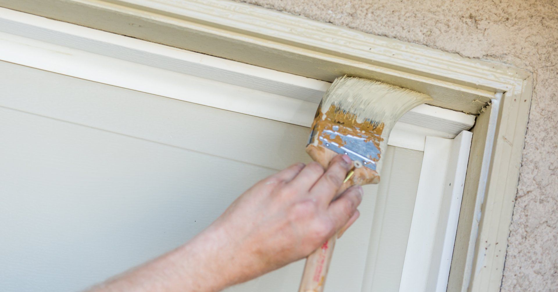 Painting a Garage Door for Curb Appeal