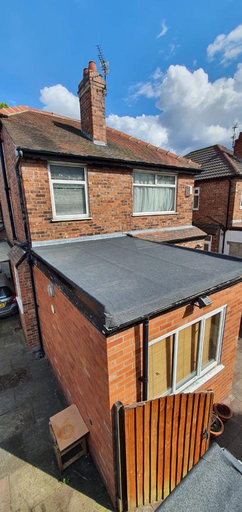 A picture of a flat roof extension by Roofers Manchester