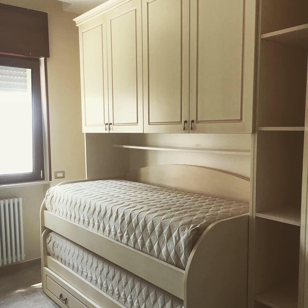 Armadio per camera da letto