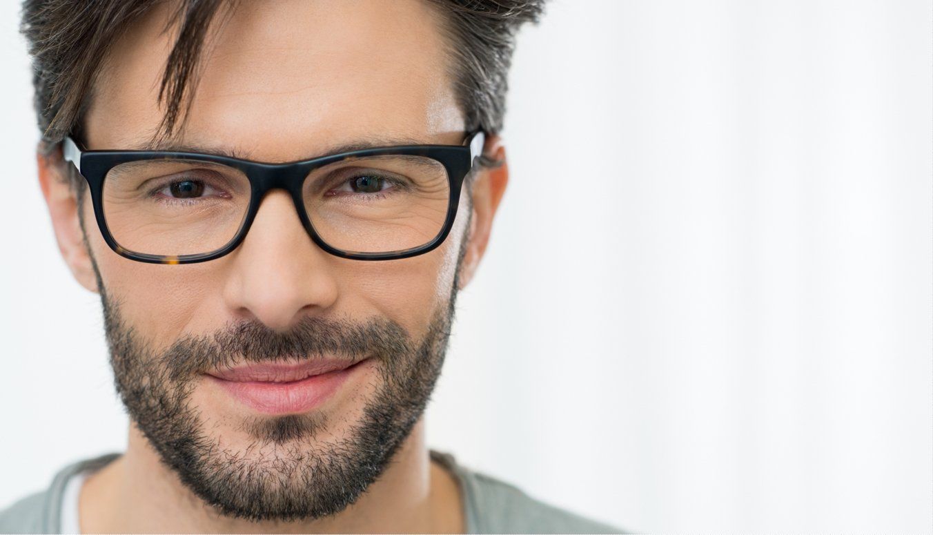Man wearing eye glasses