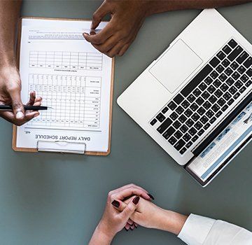 old man violet shirt