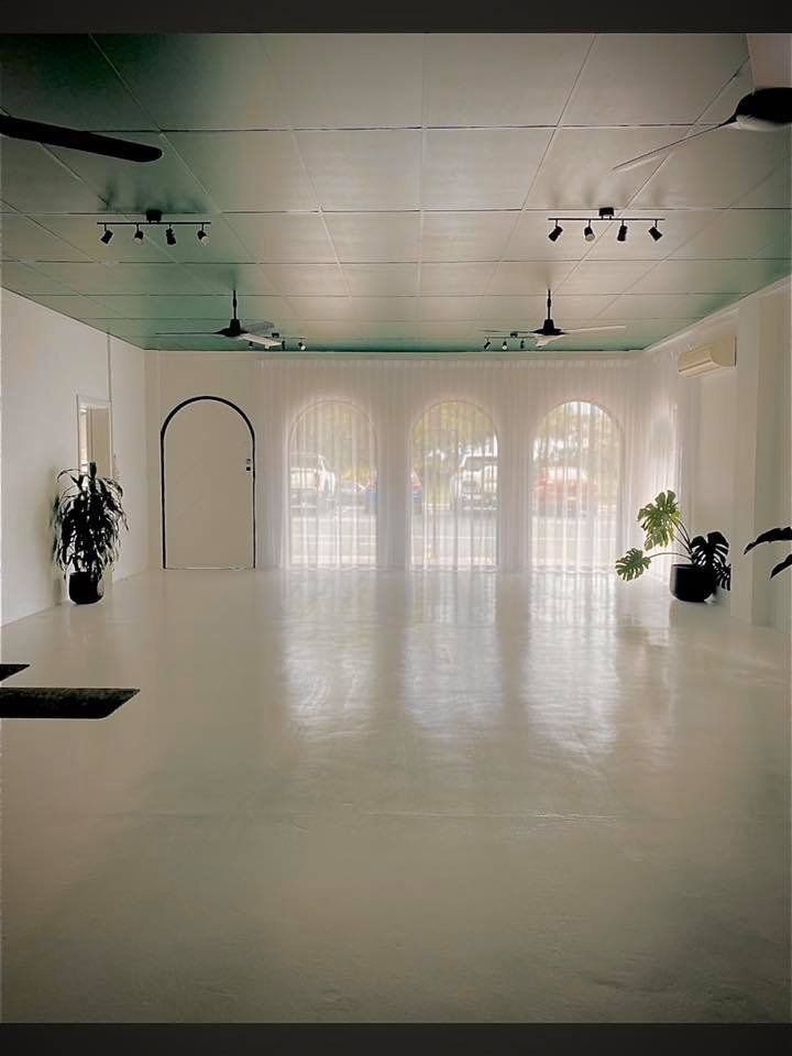 White Polyurethane Floors — Epoxy Floor Coating in Moranbah, QLD