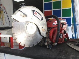 macchinario per tagli materiale edile