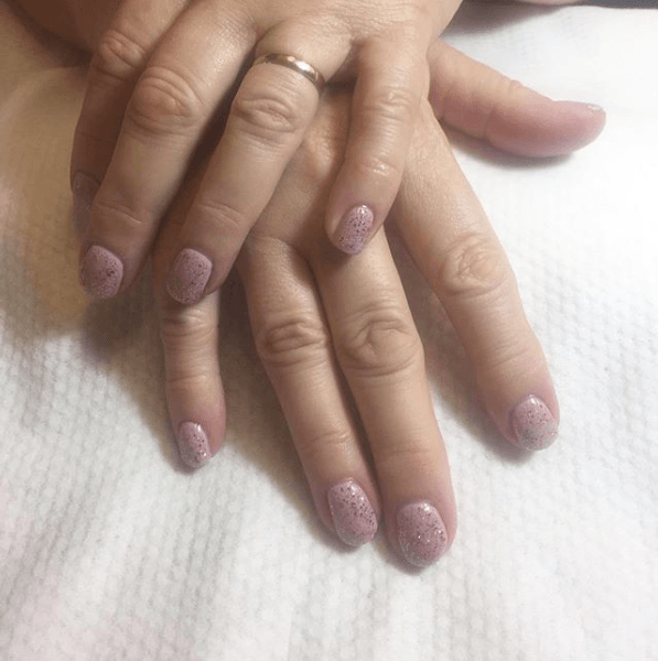 Natty B's Hair & Beauty Studio 10