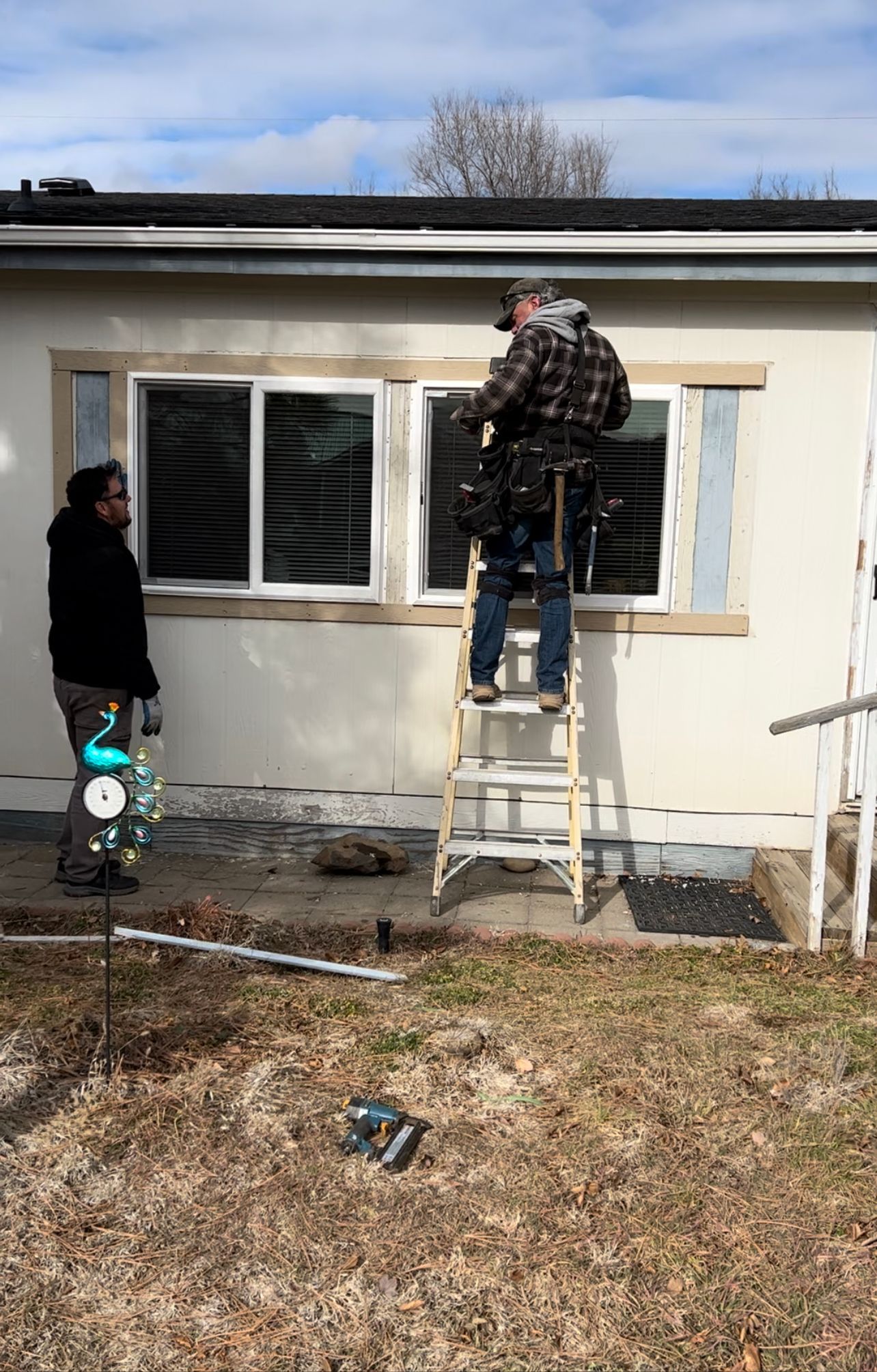 Crew installing new windows 