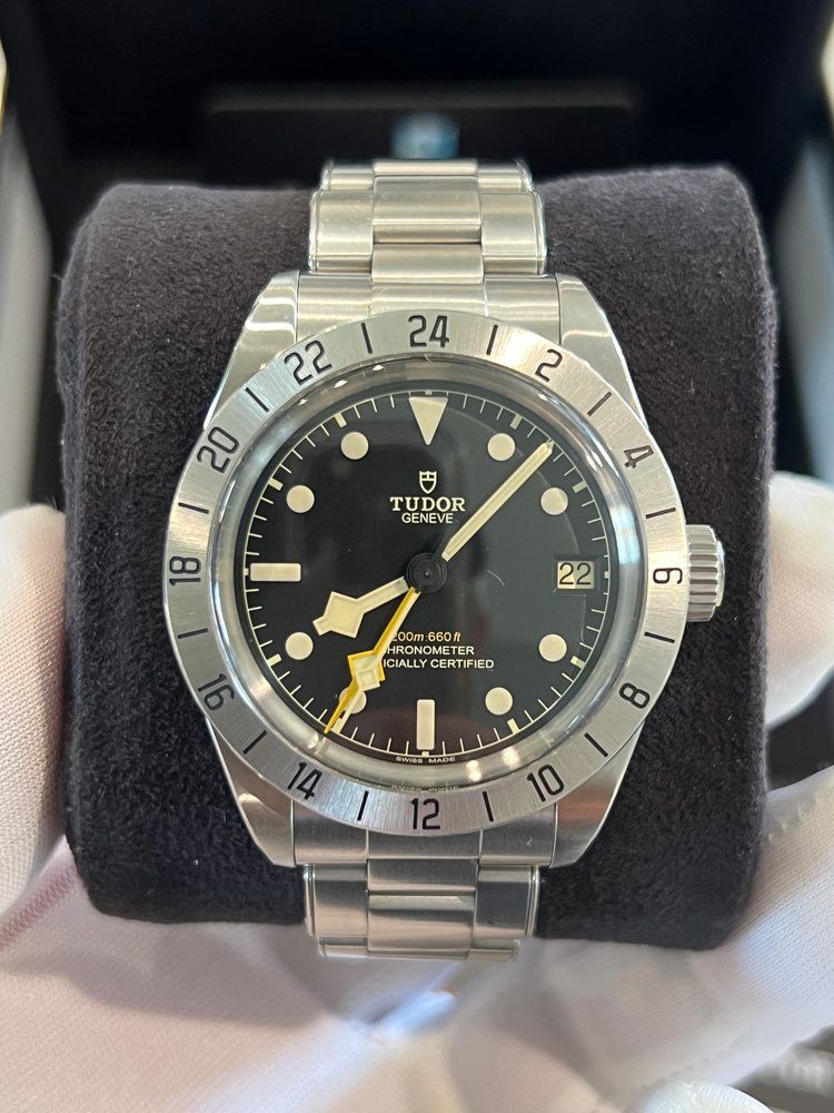 A sinclair timepieces luxury horology watch in a box