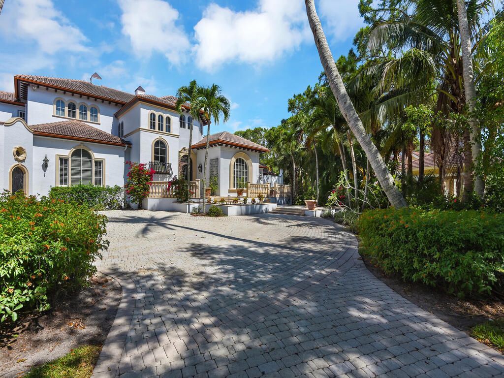 Mansion in Bonita Springs, Fl