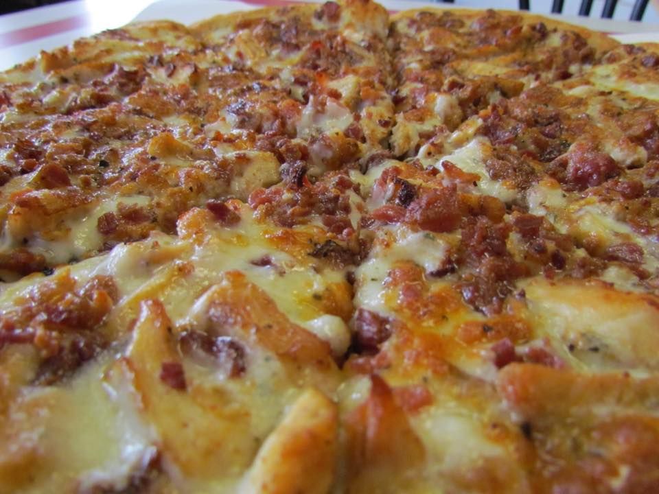 Meaty Pizza | Redding, CA | Redding's Ultimate Pizza