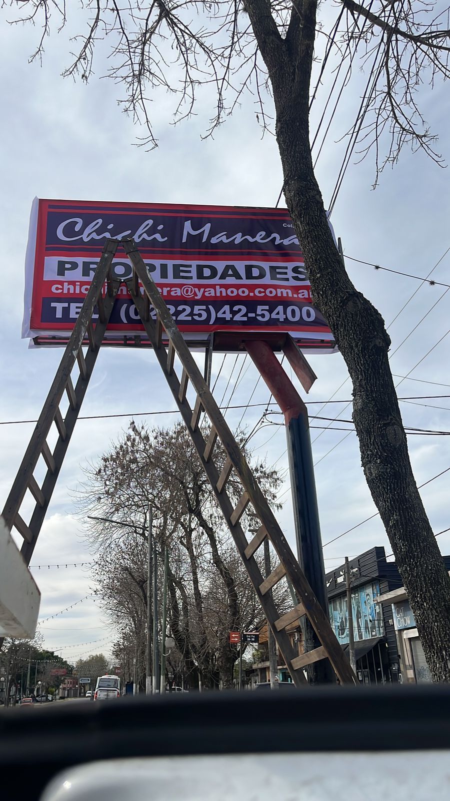 Cartel publicitario de