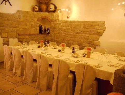 tavoli del ristorante per cerimonie