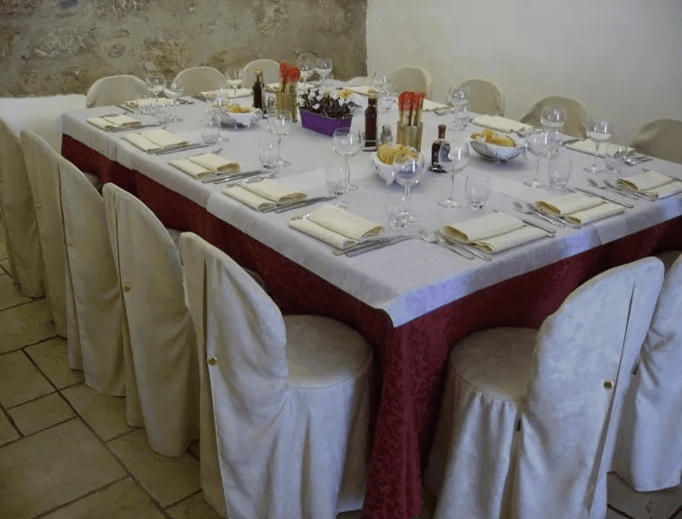 tavolo del ristorante di cucina tipica del Trentino Alto Adige