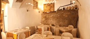 sala del ristorante di cucina tipica trentina