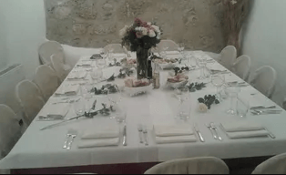 tavolo per cerimonie presso il ristorante tipico di Tenno