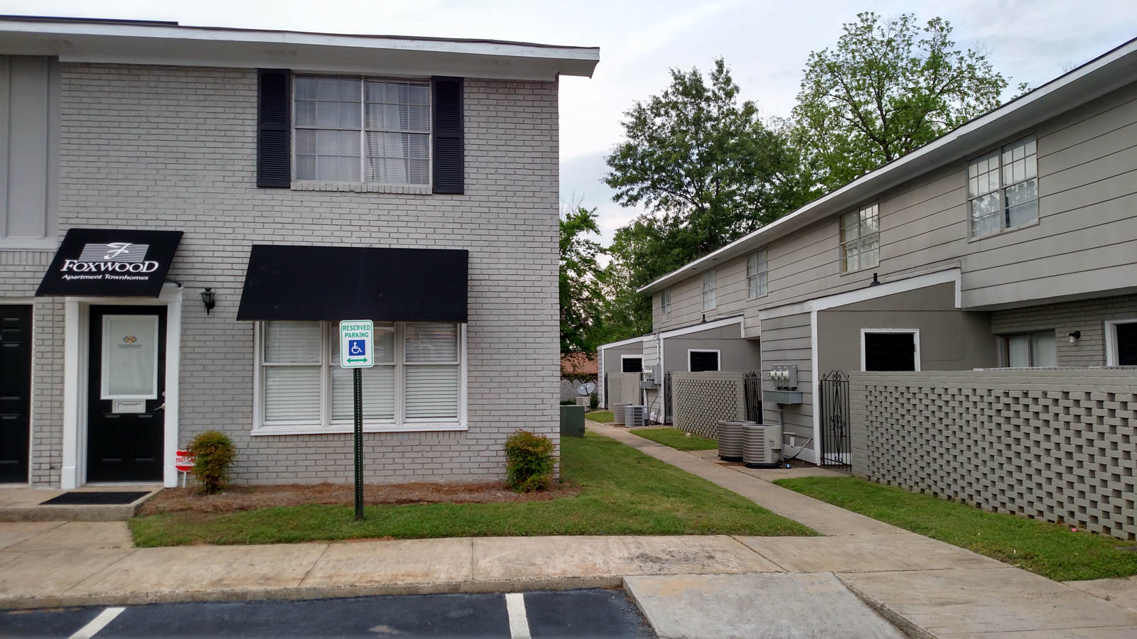 Apartment and Community Amenities Foxwood Townhomes