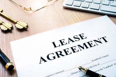 Landlord and Tenant Disputes — Lease Agreement in Jacksonville Beach, FL