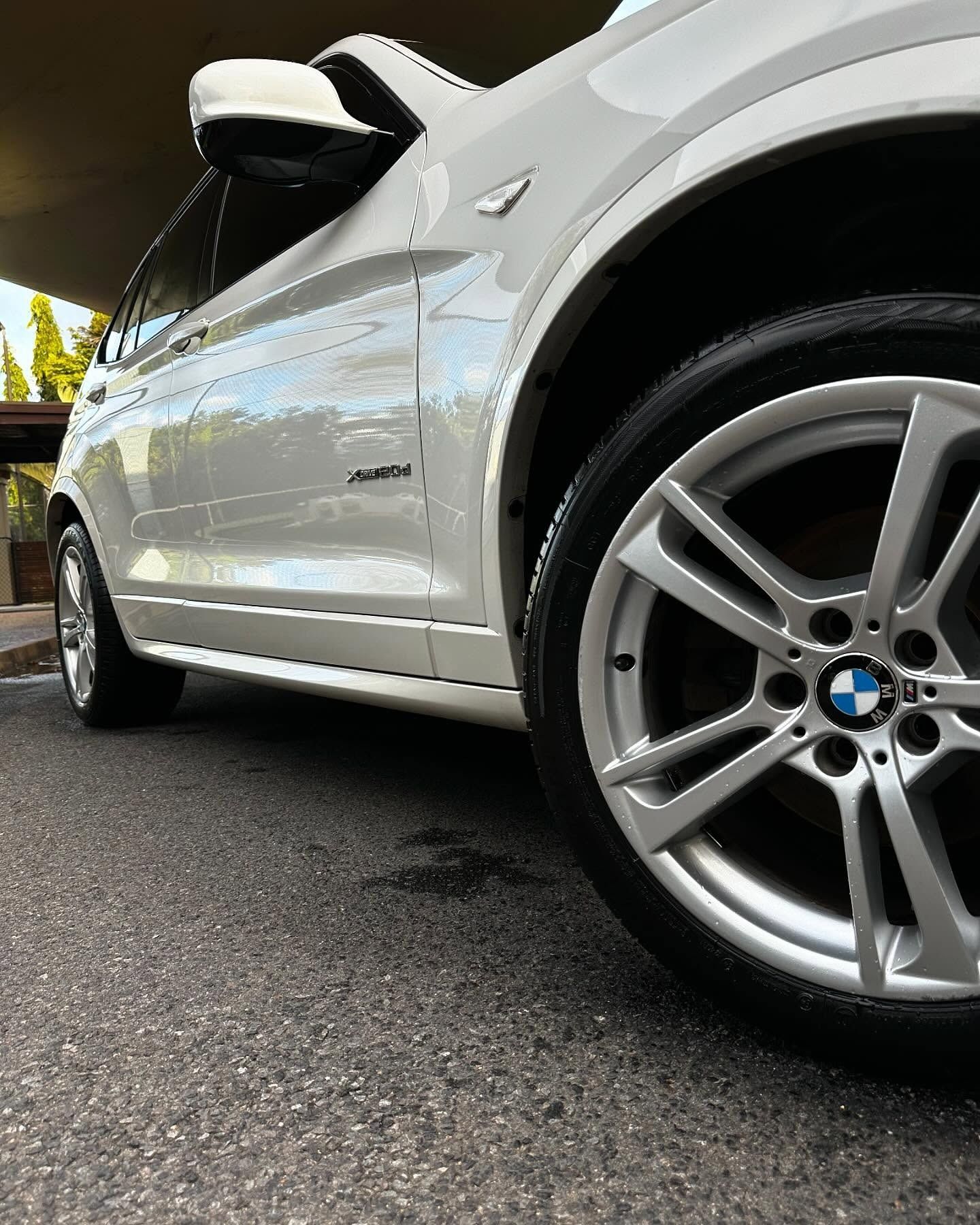 White Bmw Suv, Side View, Parked on — Mobile Club Car Cleaning in Earlville, QLD